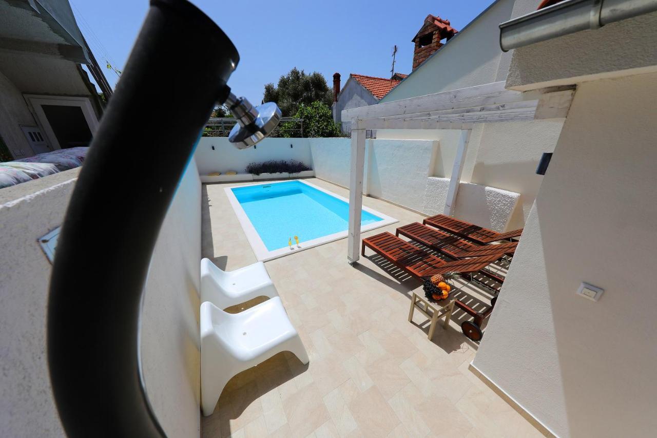 Villa Klaudia With Pool Zadar Extérieur photo
